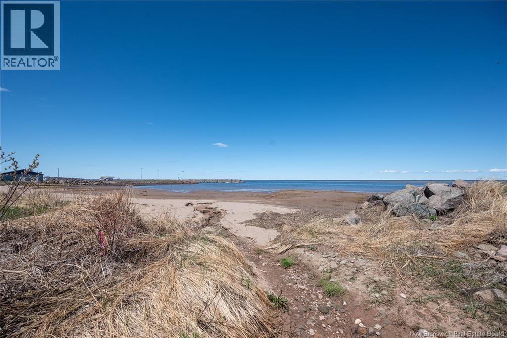 5 Ste-Marie Street, Grand-Barachois, New Brunswick  E4P 8N4 - Photo 3 - NB139469