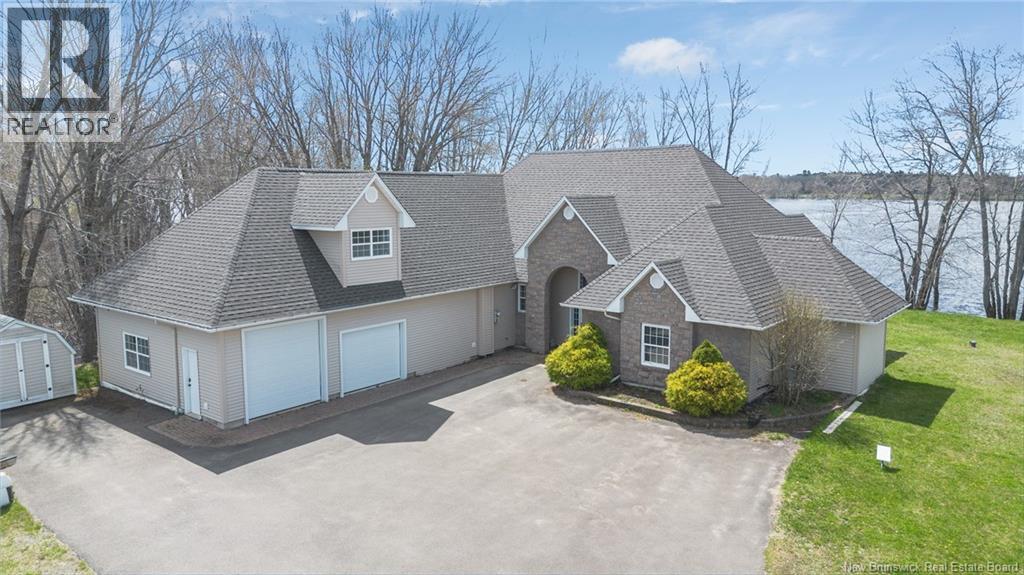 354 Route 105, Maugerville, New Brunswick