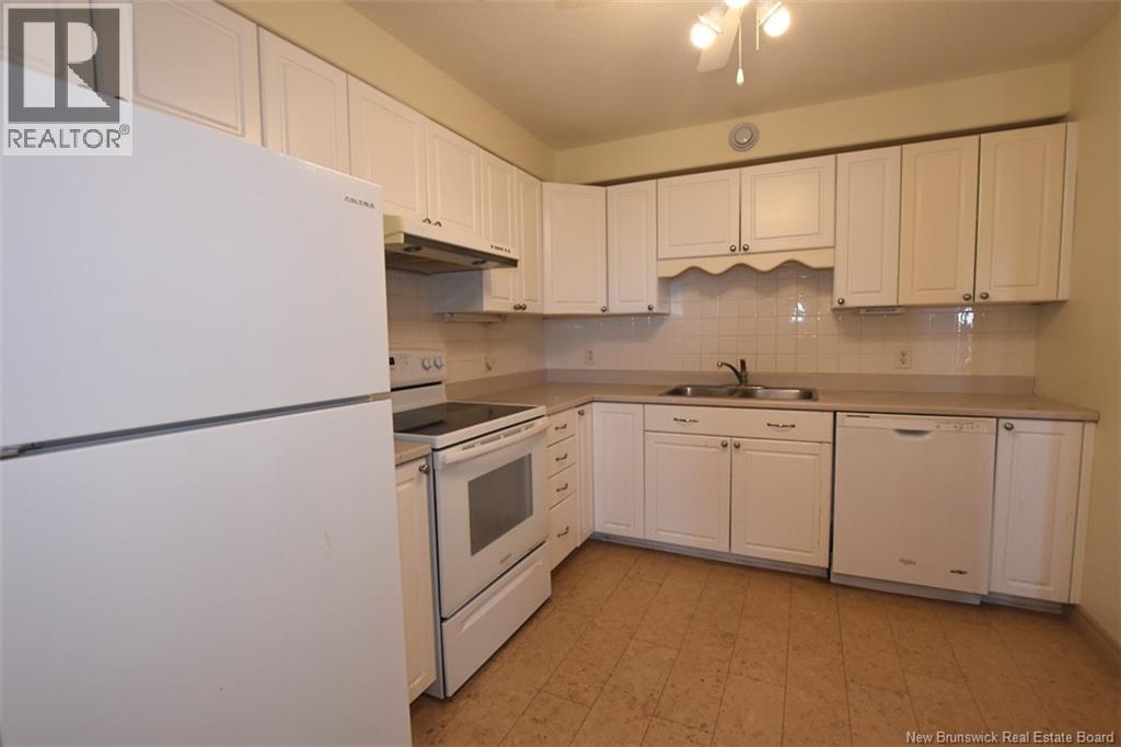 1 Golf Greens Lane Unit# 412, Fredericton, New Brunswick  E3B 9T9 - Photo 15 - NB139585