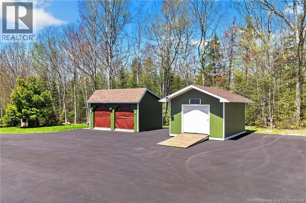 180 Principale Street, Memramcook, New Brunswick  E4K 1A9 - Photo 49 - NB139239