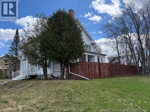 28 Dufferin Street, Campbellton, New Brunswick  E3N 2N2 - Photo 40 - NB139606