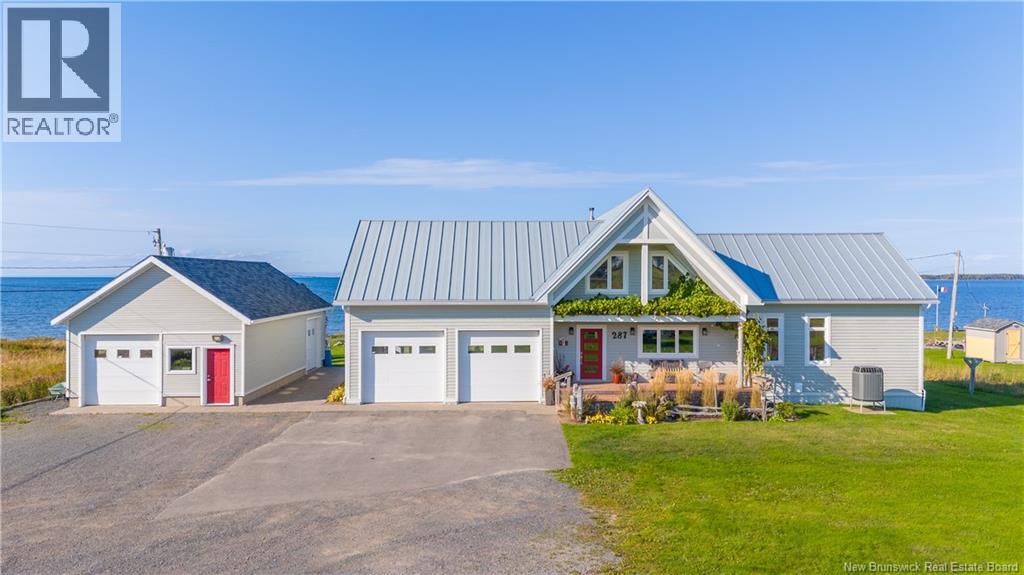 287 rue de l'ile Street, Caraquet, New Brunswick