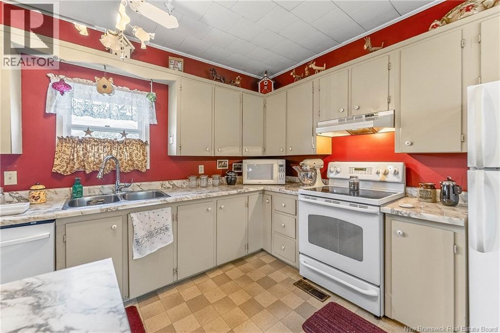 5 Pinewood Street, St. Stephen, New Brunswick  E3L 2W6 - Photo 13 - NB139617