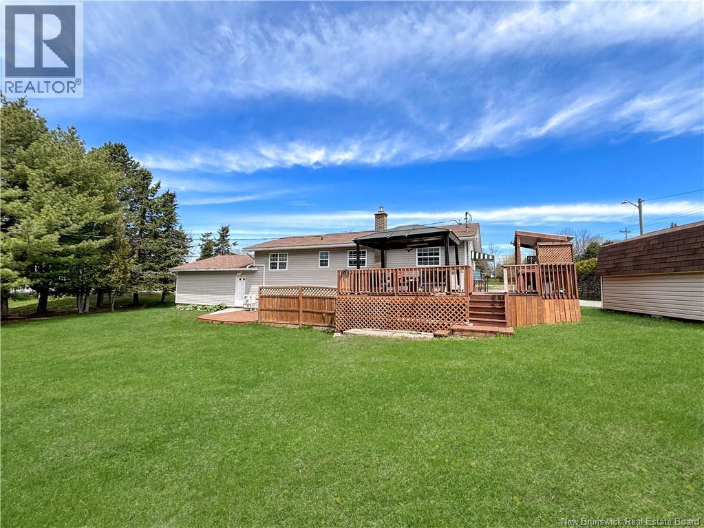 1 Grant Drive, Quispamsis, New Brunswick  E2E 1A3 - Photo 3 - NB138304