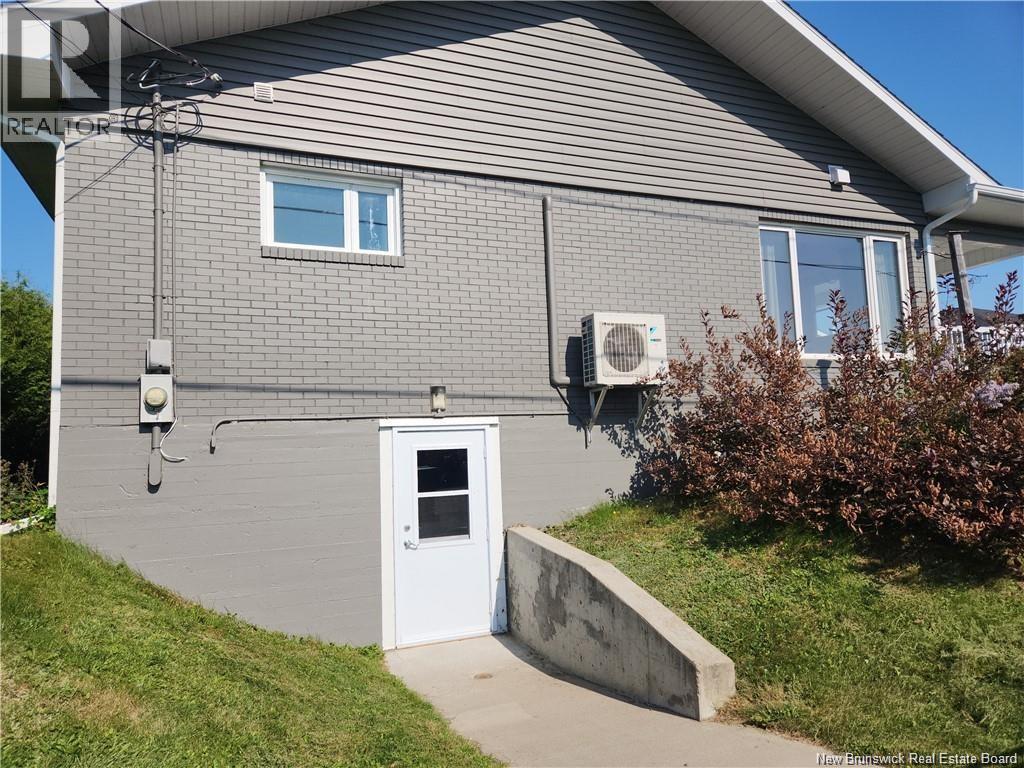 22 Cote Street, Grand-Sault/grand Falls, New Brunswick  E3Y 1C4 - Photo 2 - NB139354