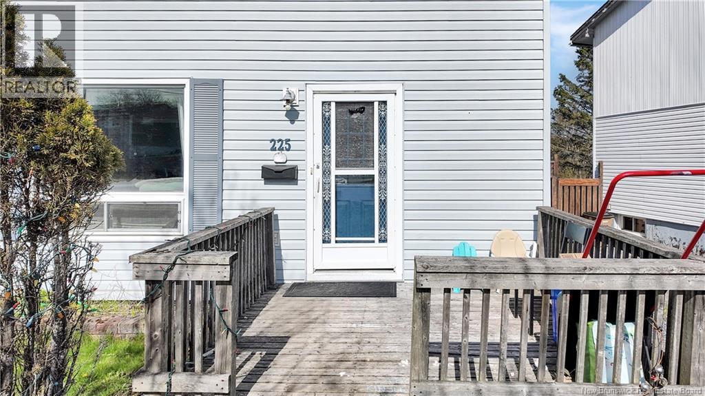 225 Mark Drive, Saint John, New Brunswick  E2J 3X6 - Photo 2 - NB139540