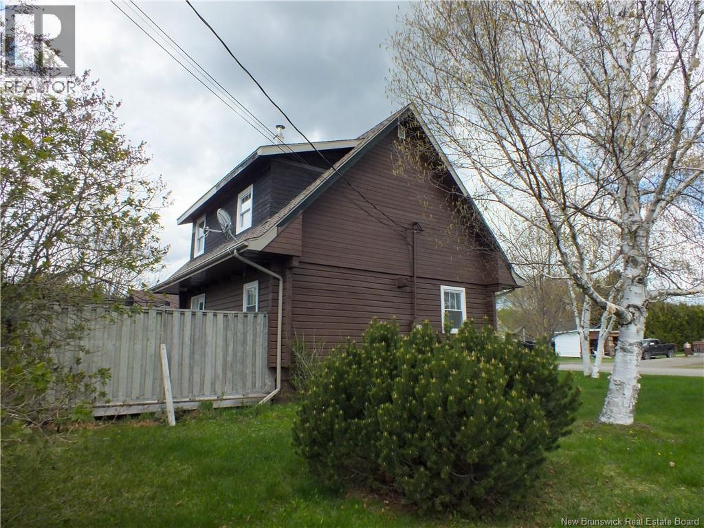 8 Centennial Row, Perth-Andover, New Brunswick  E7H 1R5 - Photo 3 - NB139748