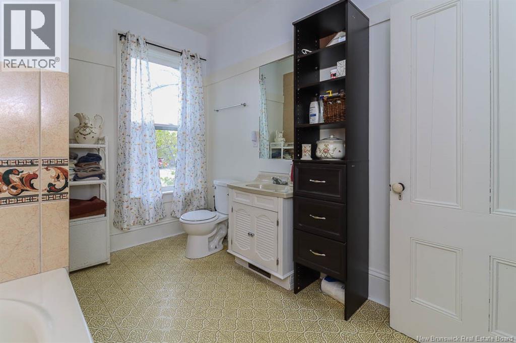 12 Pitt Street, Sussex, New Brunswick  E4E 1J1 - Photo 31 - NB139576