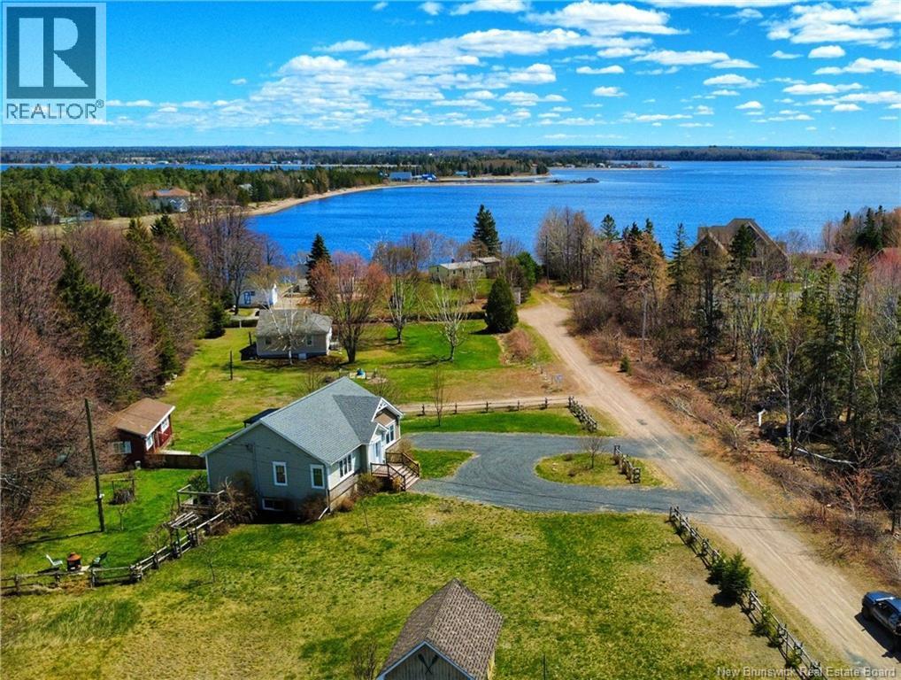 1274 Youghall Drive, Bathurst, New Brunswick  E2A 4Y3 - Photo 2 - NB139939