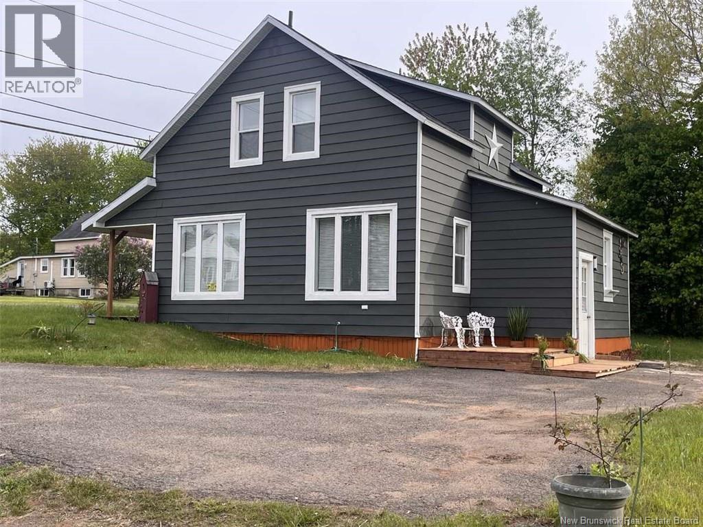433 Pleasant Drive, Minto, New Brunswick  E4B 2T2 - Photo 2 - NB139963