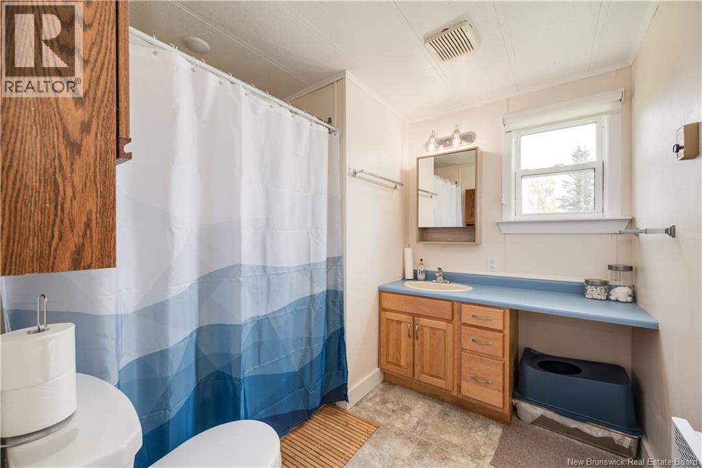 11 Seagull Street, Moncton, New Brunswick  E1H 3A6 - Photo 37 - NB139920
