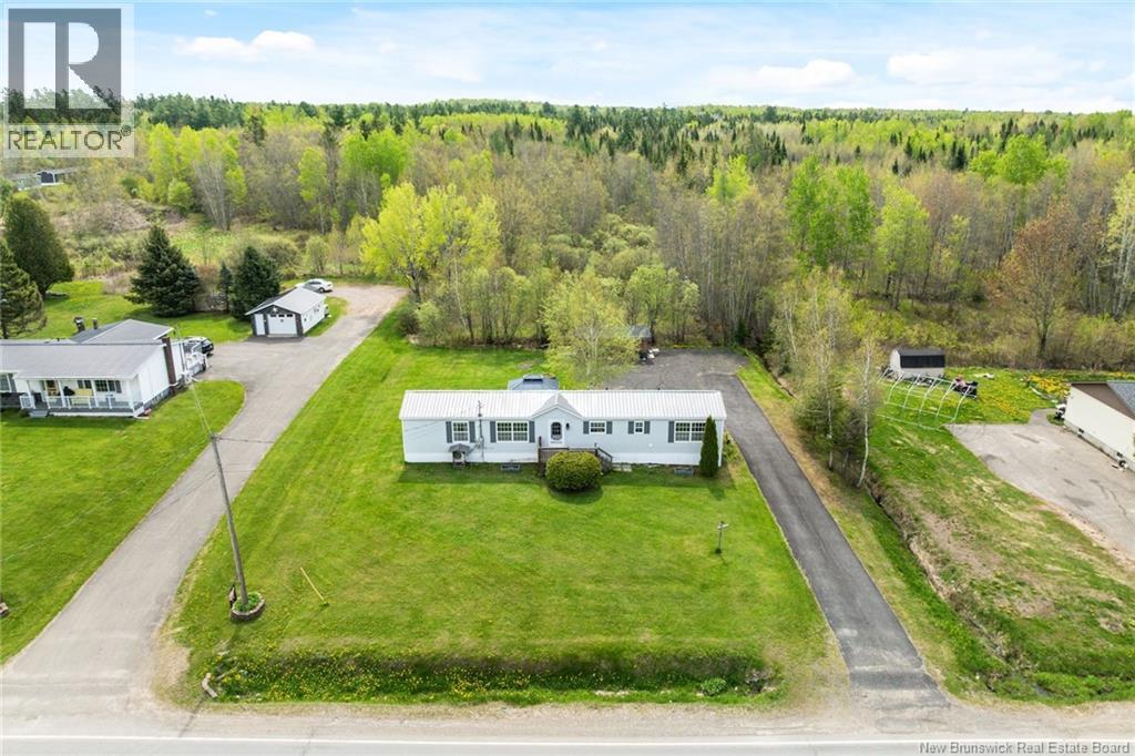 589 Main St, Chipman, New Brunswick  E4A 2J1 - Photo 3 - NB140001