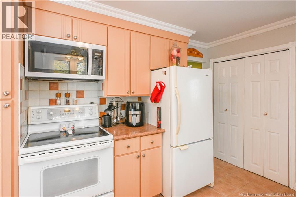 286 Saint-Pierre E. Boulevard, Caraquet, New Brunswick E1W 1B5 - Photo 13 - NB140051