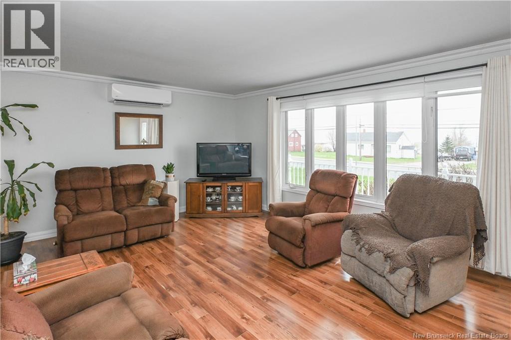 286 Saint-Pierre E. Boulevard, Caraquet, New Brunswick E1W 1B5 - Photo 18 - NB140051