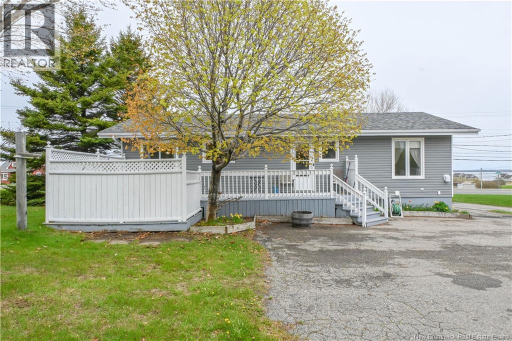 286 Saint-Pierre E. Boulevard, Caraquet, New Brunswick E1W 1B5 - Photo 5 - NB140051