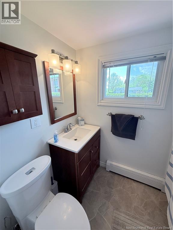 111 Elizabeth Street, Woodstock, New Brunswick  E7M 1P8 - Photo 35 - NB140002
