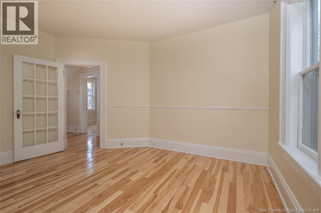 332 Saunders Street, Fredericton, New Brunswick  E3B 1N8 - Photo 10 - NB139867