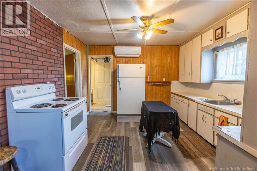 27 Richardson Street, Sackville, New Brunswick  E4L 4H7 - Photo 10 - NB140094