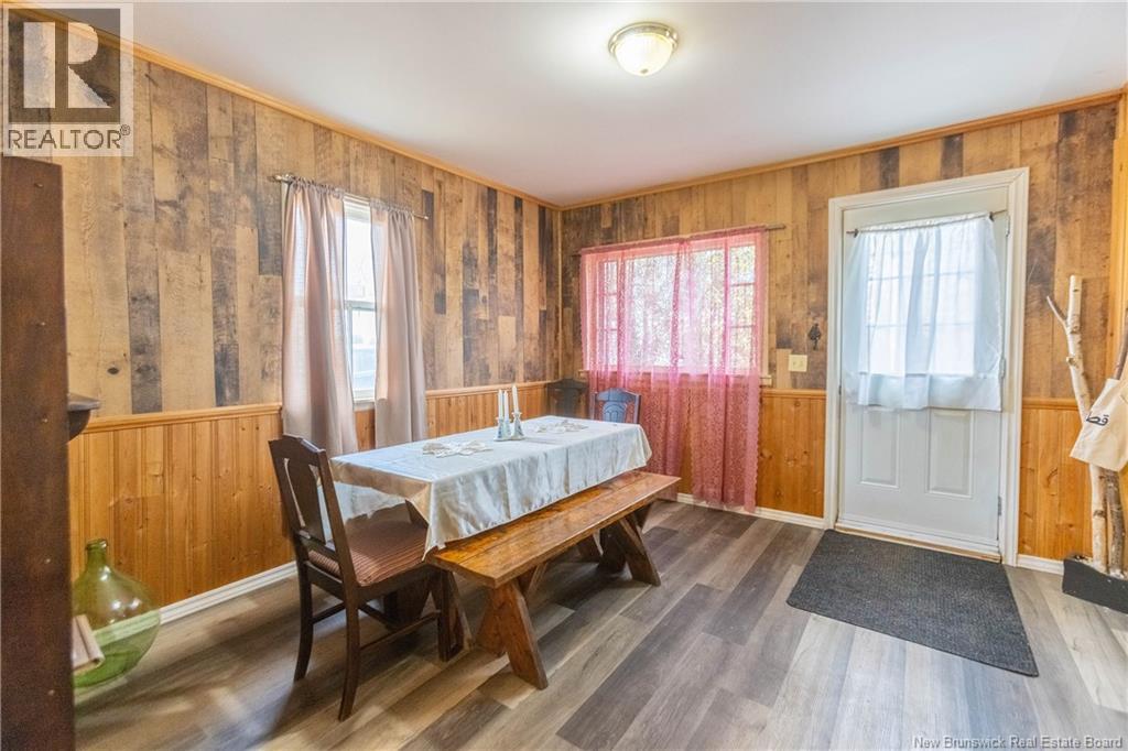 27 Richardson Street, Sackville, New Brunswick  E4L 4H7 - Photo 6 - NB140094