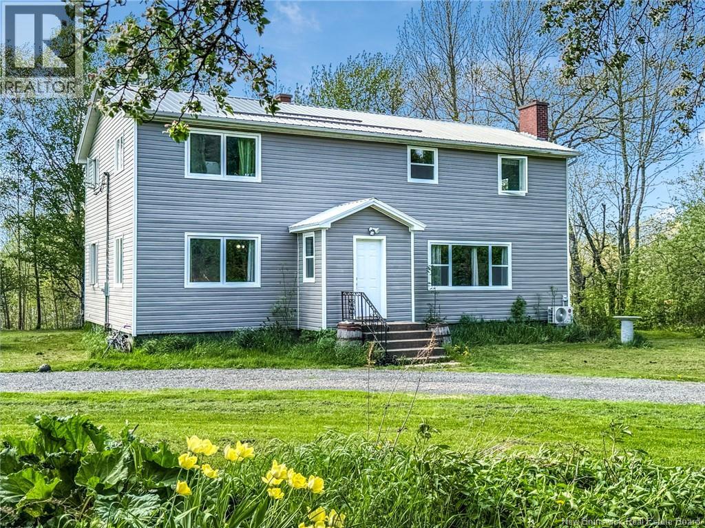 1898 Waterside Drive, Cambridge-Narrows, New Brunswick