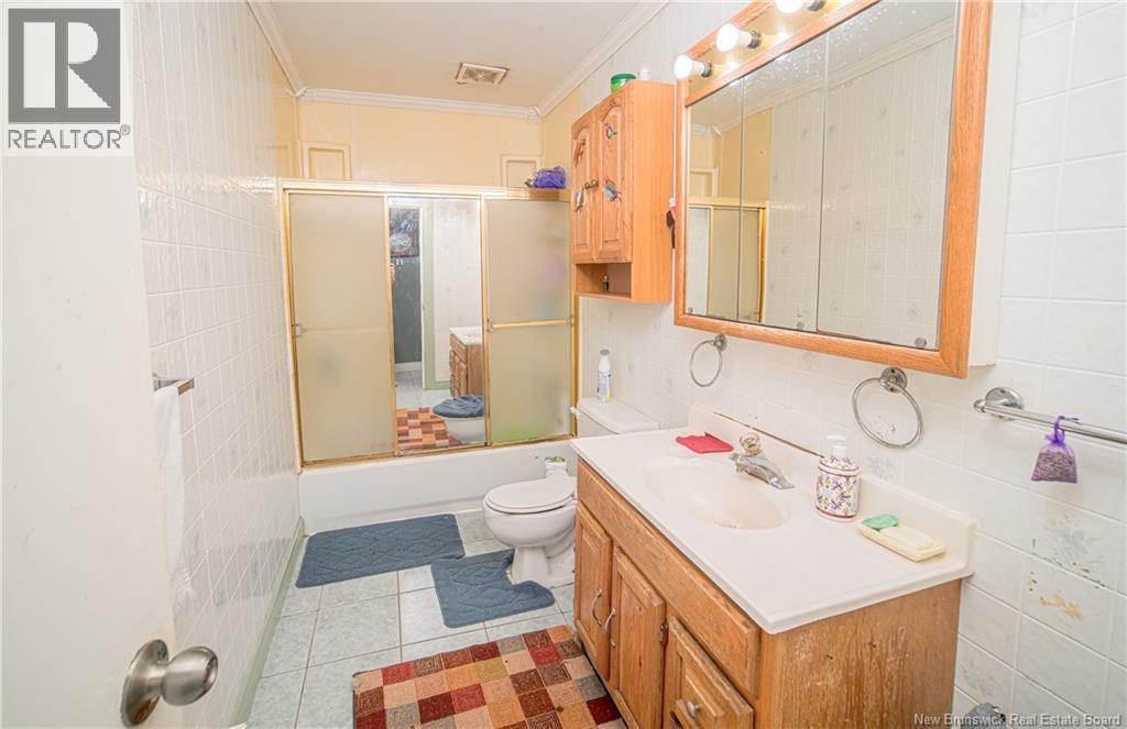 26 Hachey Avenue, Fredericton, New Brunswick  E3A 3X6 - Photo 6 - NB140134