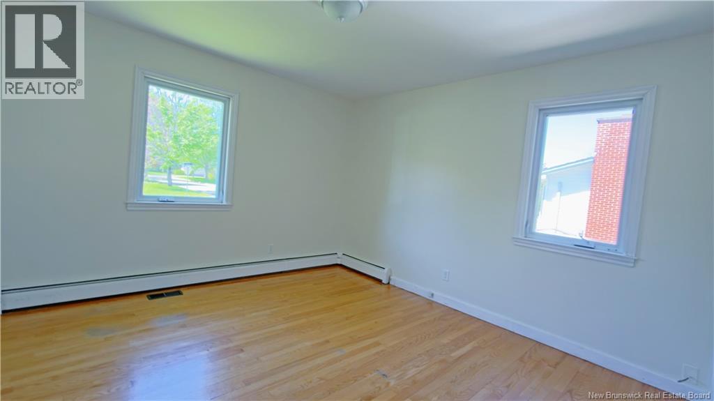 15 Bailey Avenue, Fredericton, New Brunswick  E3A 1H3 - Photo 10 - NB139989