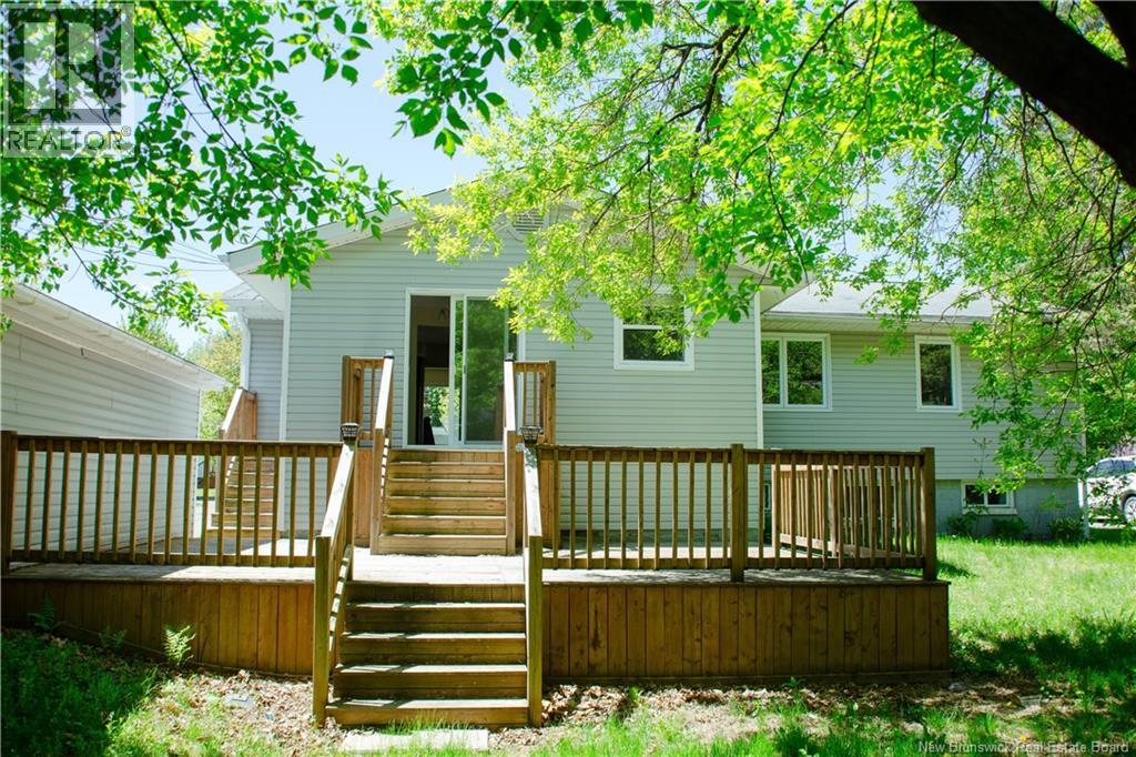 15 Bailey Avenue, Fredericton, New Brunswick  E3A 1H3 - Photo 16 - NB139989