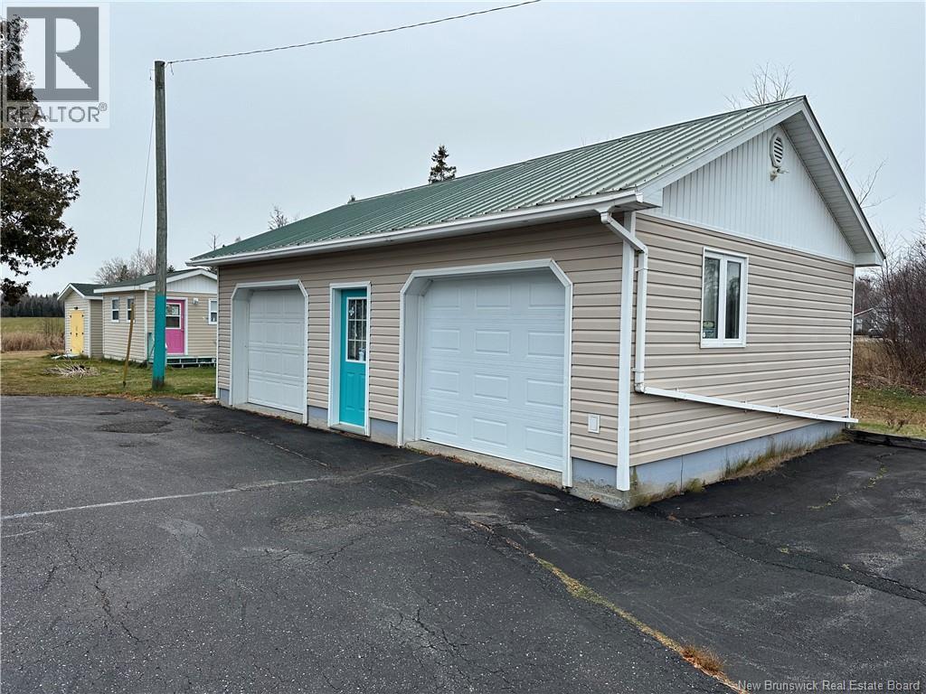 3752 Cape Road, Salmon Beach, New Brunswick  E2A 6B2 - Photo 4 - NB139964
