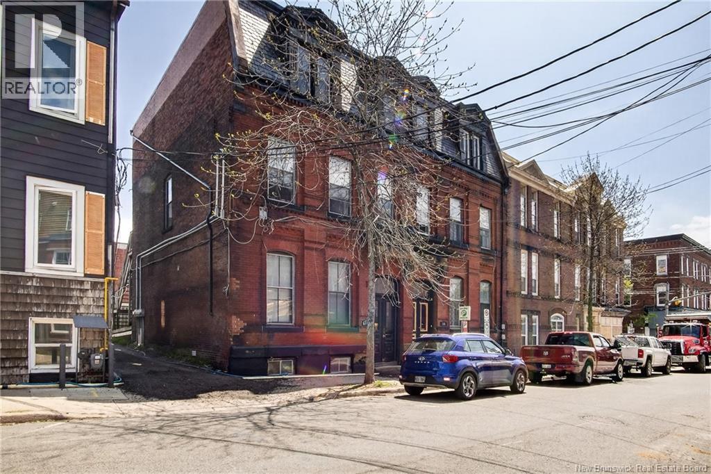 136 Charlotte Street, Saint John, New Brunswick  E2L 2J3 - Photo 2 - NB140147