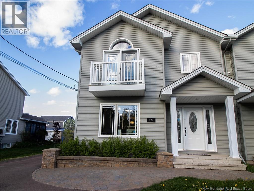 927 Mapleton Road, Moncton, New Brunswick  E1G 2K6 - Photo 2 - NB140228