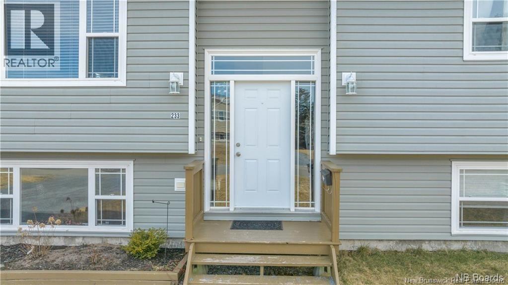 233 Porter Street Unit# 2, Saint John, New Brunswick  E2M 7Y4 - Photo 1 - NB140280