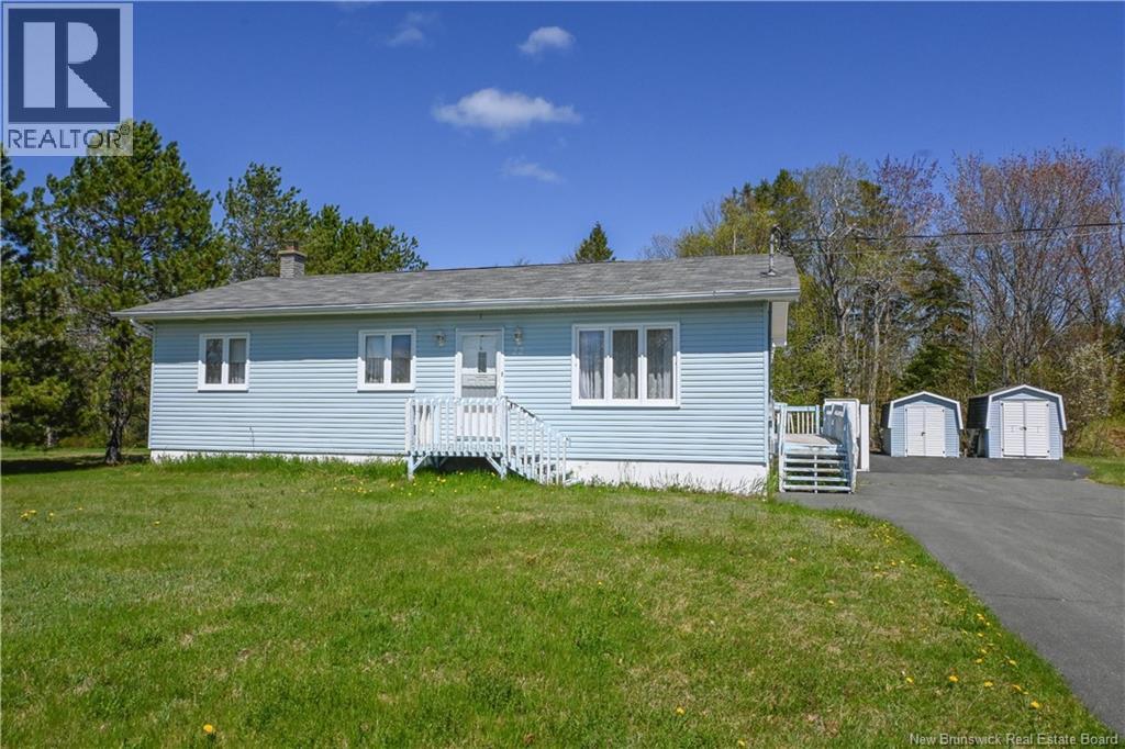 22 Jeanne D'Arc Street, Rivière-À-La-Truite, New Brunswick