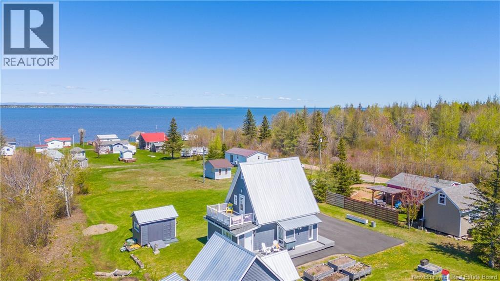 27 Chiasson Road, Caraquet, New Brunswick  E1W 1A3 - Photo 40 - NB140308