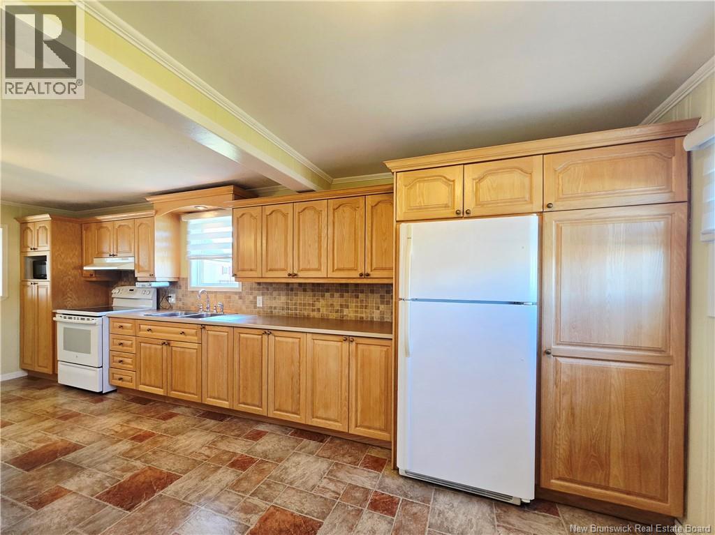 3647 Morais, Bas-Caraquet, New Brunswick  E1W 5Y1 - Photo 12 - NB140249