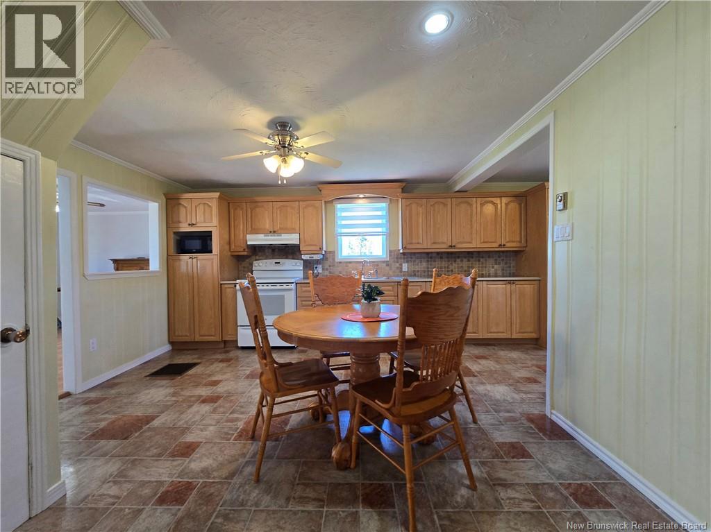 3647 Morais, Bas-Caraquet, New Brunswick  E1W 5Y1 - Photo 18 - NB140249