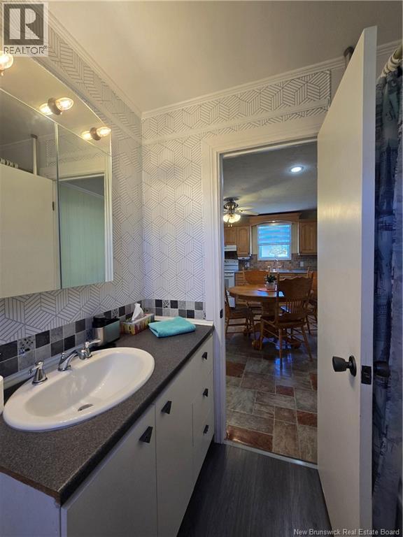 3647 Morais, Bas-Caraquet, New Brunswick  E1W 5Y1 - Photo 25 - NB140249