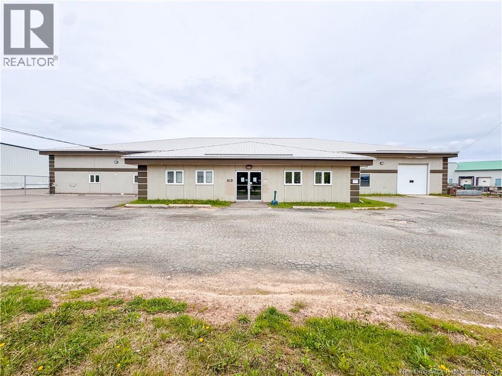 511 Ferdinand Boulevard, Dieppe, New Brunswick E1A 7E9 - Photo 1 - NB140135