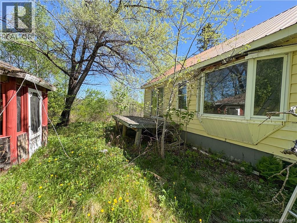 284 Main Street, Meductic, New Brunswick  E6H 1E5 - Photo 3 - NB140269