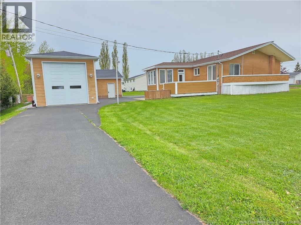249 Jasmine, Beresford, New Brunswick  E8K 1M5 - Photo 11 - NB140475