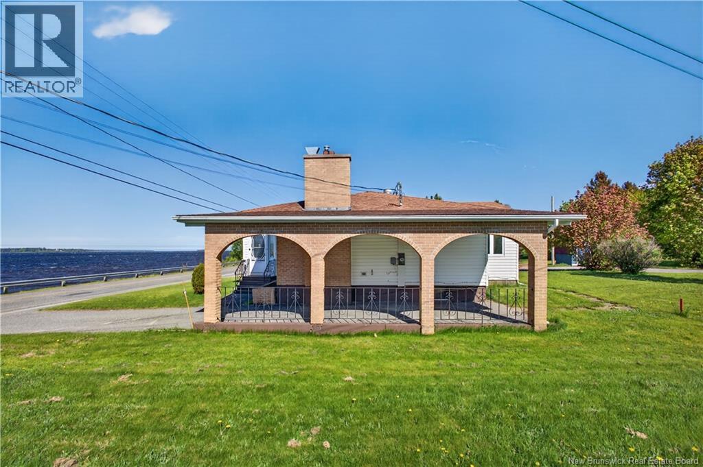 4436 Water Street, Miramichi, New Brunswick  E2S 1B3 - Photo 4 - NB140379