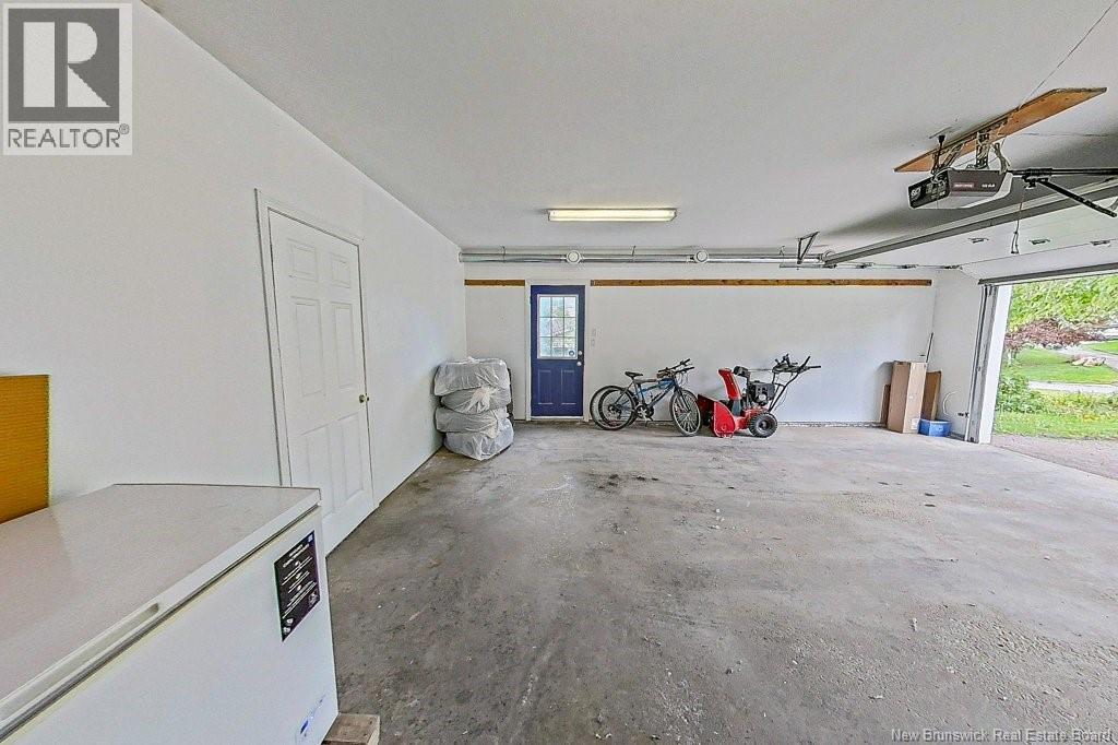 205 Kimble Drive, Fredericton, New Brunswick  E3B 6L3 - Photo 35 - NB140443