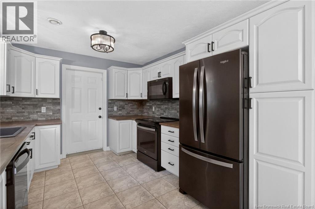 76 Cap Pele Court, Dieppe, New Brunswick  E1A 6Z2 - Photo 10 - NB140529