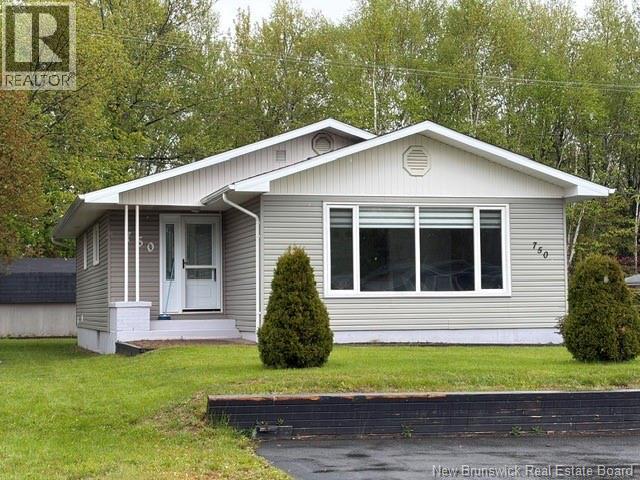 750 Parkwood Street, Bathurst, New Brunswick  E2A 4C3 - Photo 3 - NB140511