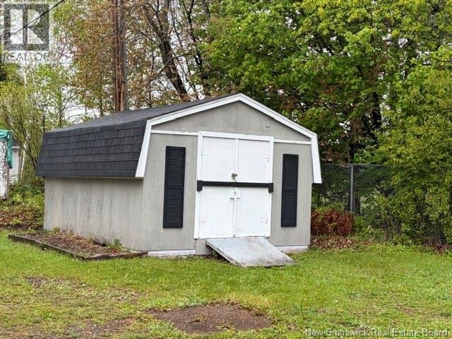 750 Parkwood Street, Bathurst, New Brunswick  E2A 4C3 - Photo 4 - NB140511