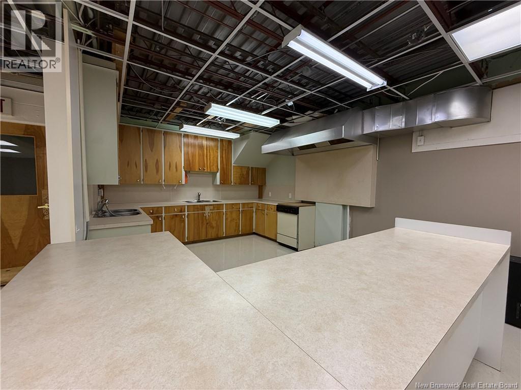 98 Mcnair Drive, Nackawic, New Brunswick  E6G 1A6 - Photo 31 - NB136757