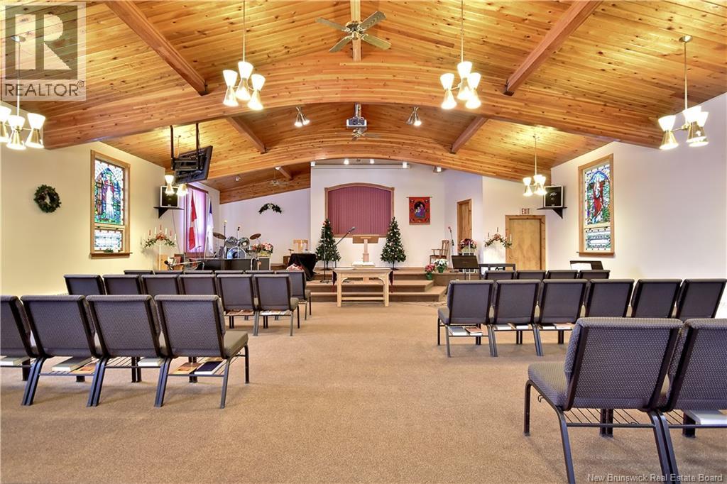 98 Mcnair Drive, Nackawic, New Brunswick  E6G 1A8 - Photo 19 - NB136756