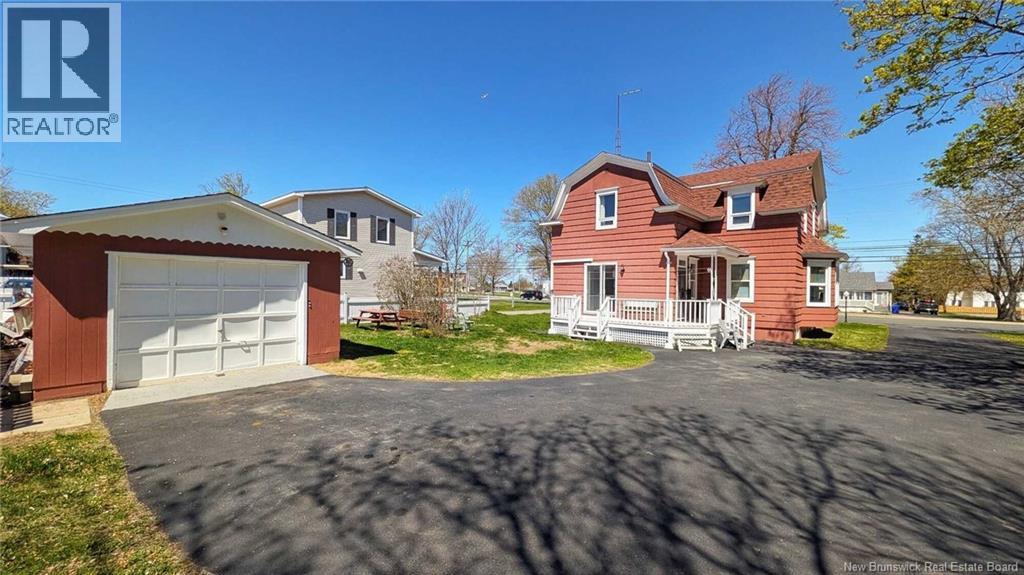 216 Boul. Saint-Pierre O, Caraquet, New Brunswick  E1W 1A5 - Photo 15 - NB140679