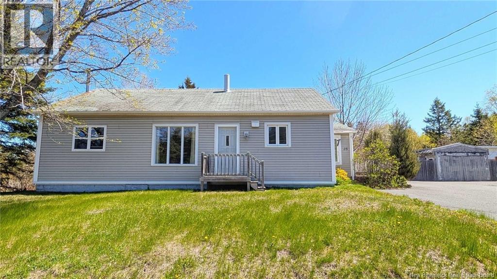 25 rue du Portage Street, Caraquet, New Brunswick