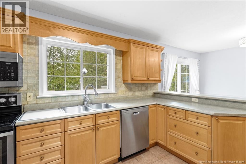 295 Willingdon Street, Fredericton, New Brunswick  E3B 3A6 - Photo 21 - NB140677