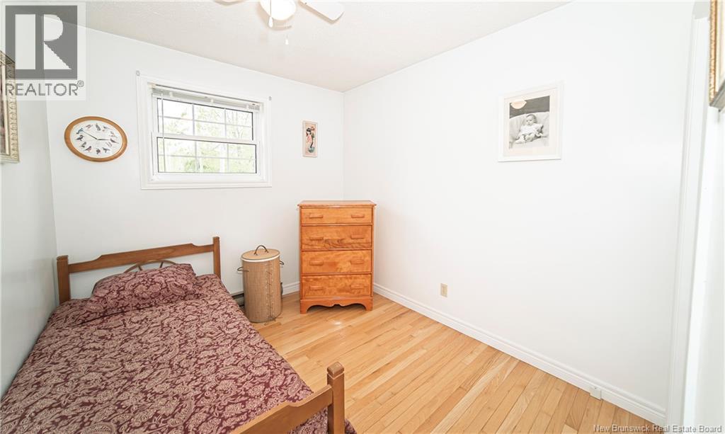 19 Hatheway Street, Fredericton, New Brunswick  E3B 6H4 - Photo 12 - NB140753